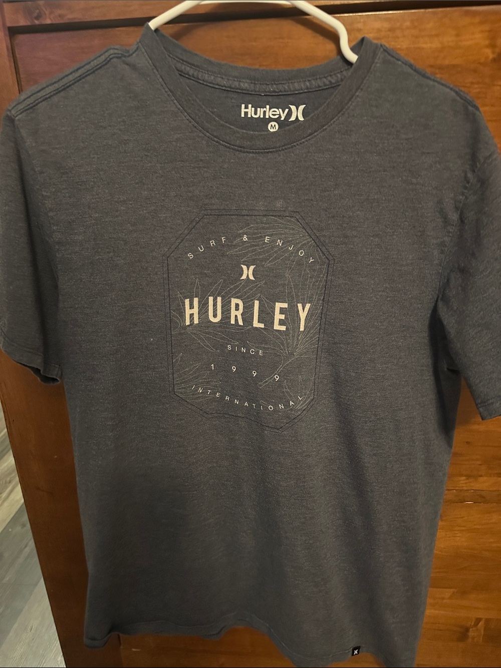 Hurley Men's Slate Blue Logo Graphic Tee
